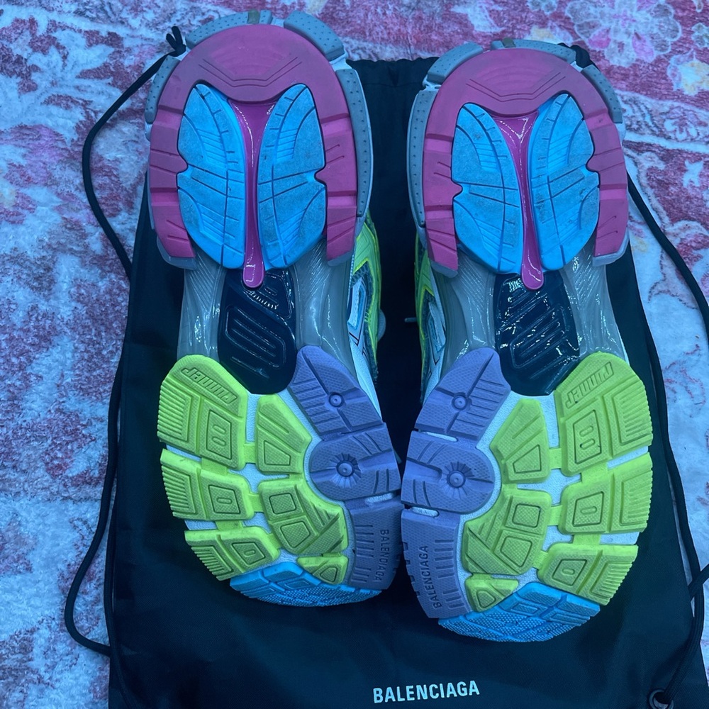 Balenciaga Runners - Picture 4 of 8